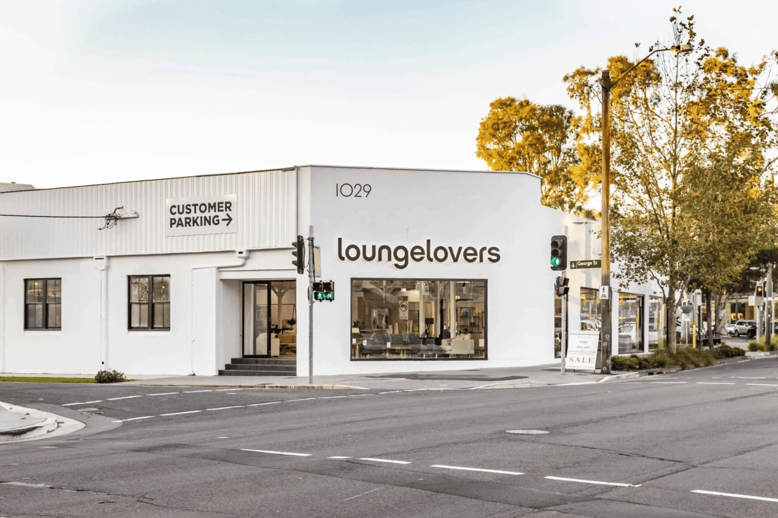 Adelaide Showroom Lounge Lovers