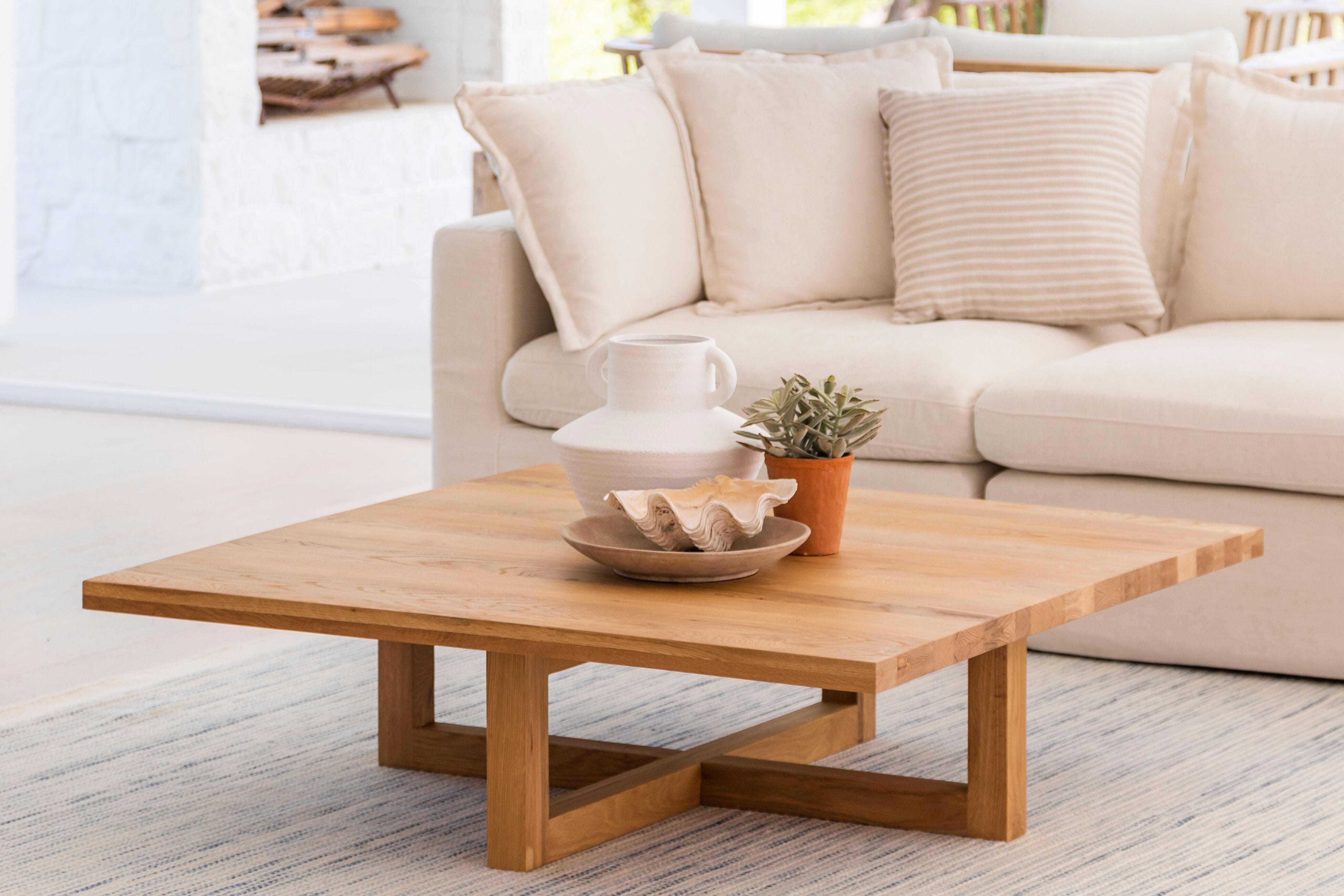 Square outlet table coffee