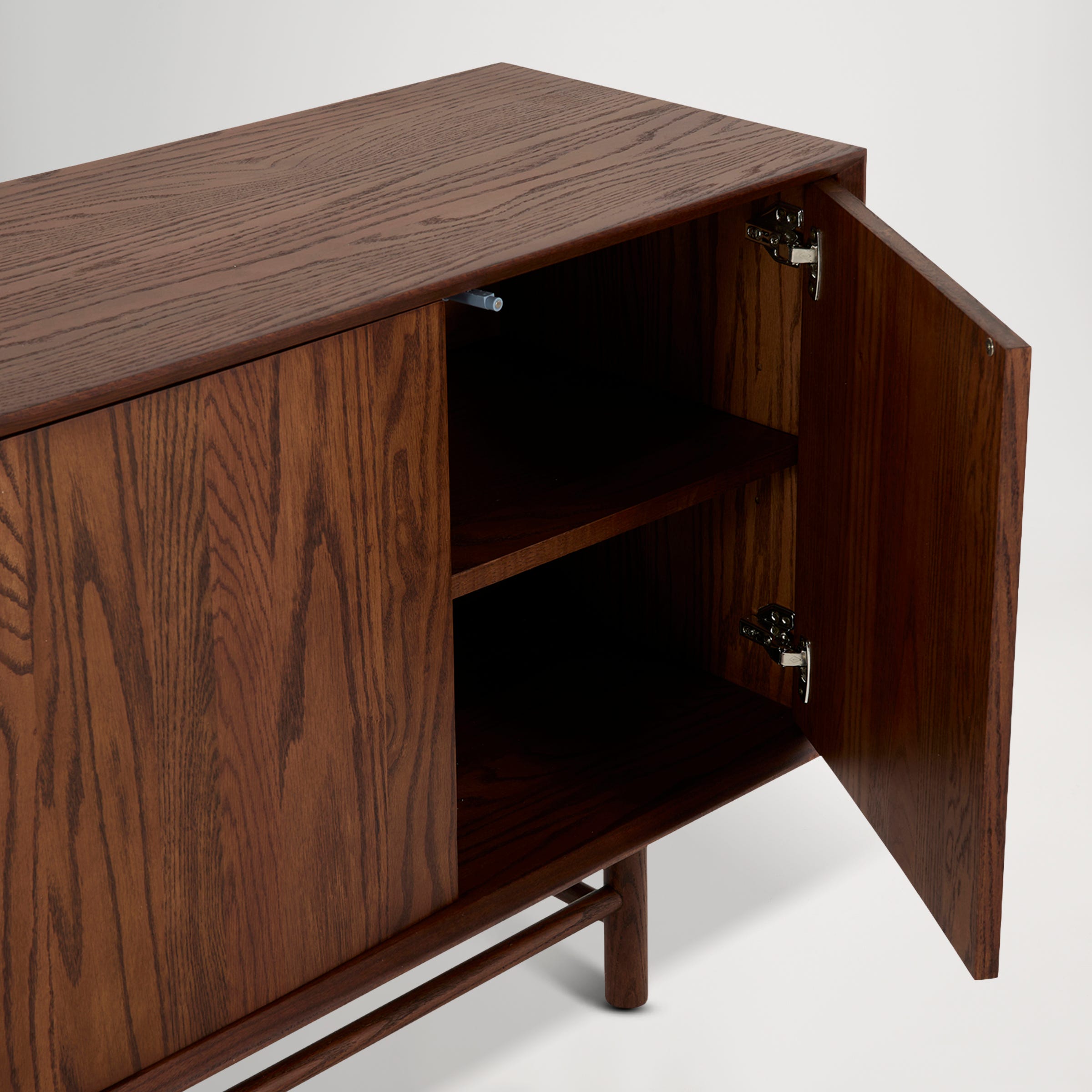 Ollie Sideboard | Walnut | Lounge Lovers