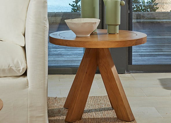 Galaxy Side Table Oak Style Shoot