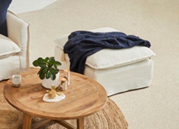 Venice Ottoman White Style Shoot
